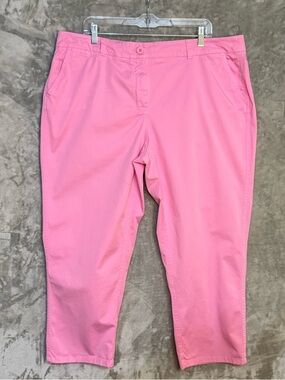 Crown & Ivey Charlotte Cropped Pink Pants  Size 18W